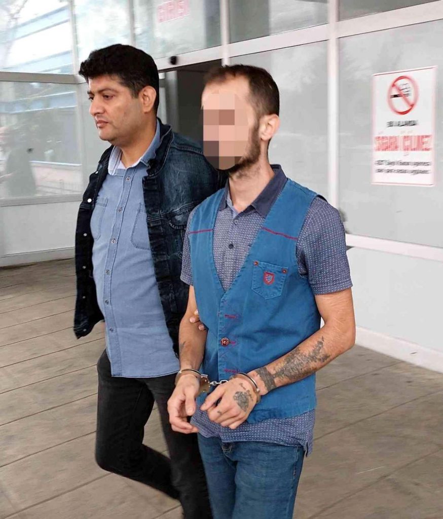 Son dakika haber! 2 kişiyi silahla yaralayan şahıs adliyeye sevk edildi