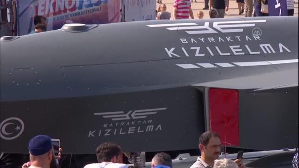 TEKNOFEST KARADENİZ’in 4. gününde Türk Yıldızları şov uçuşu yaptı