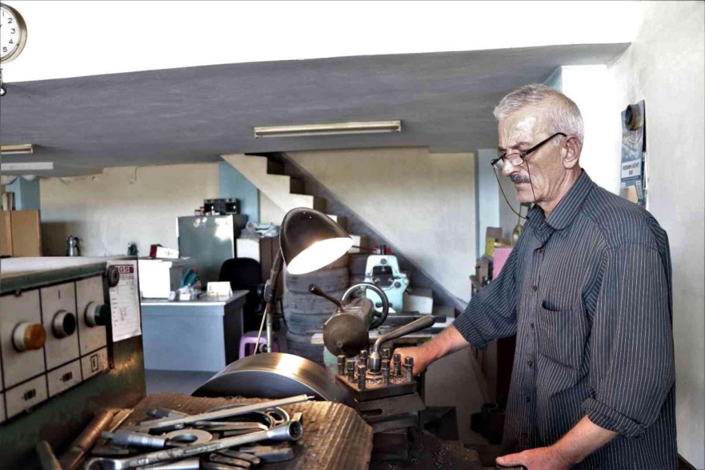Yılın ahisi seçilen 50 yıllık tornacı: “İşimi daima severek ve isteyerek yaptım”