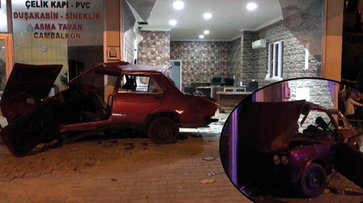 Kahramanmaraş’ta feci kaza! Otomobil iş yerine çarptı: 1 ölü, 4 yaralı