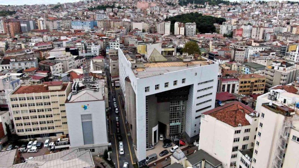 Samsun mahallî haberi… Samsun’da ‘Anakent İş Merkezi’ yıkılıyor