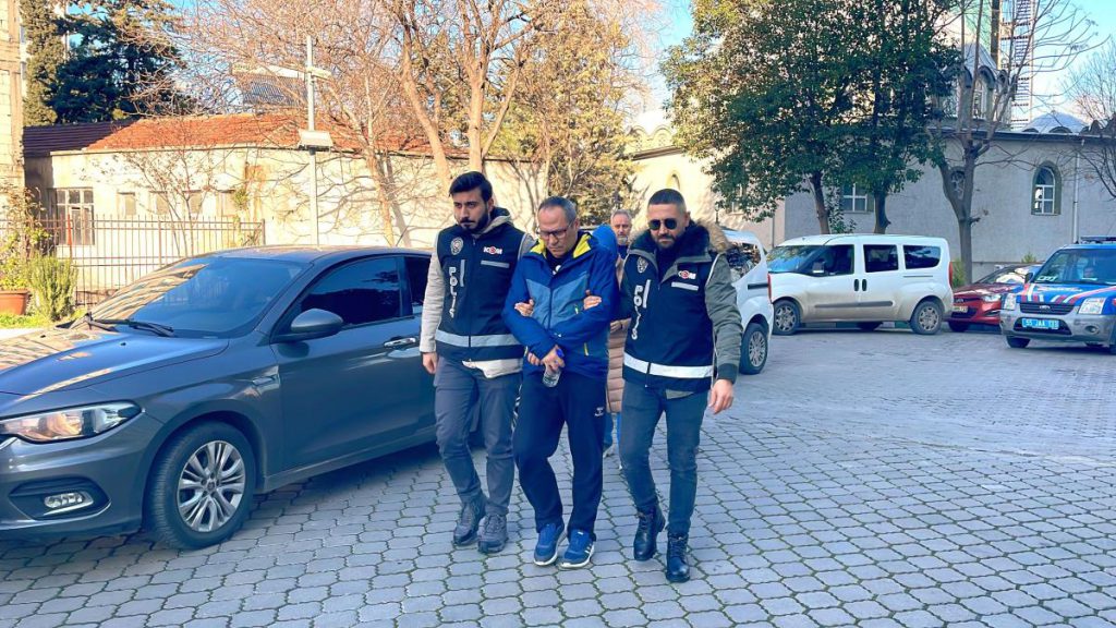 Samsun’da FETÖ operasyonunda gözaltına alınan 2 zanlıya isimli denetim