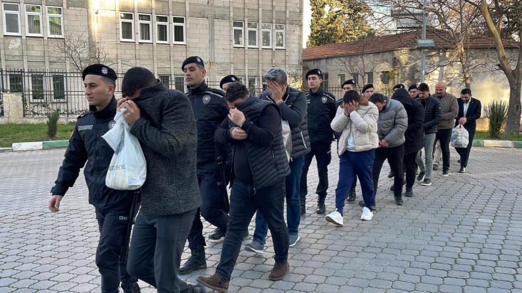 Samsun’da rüşvet operasyonunda yakalanan 13 şüpheliden 4’ü tutuklandı