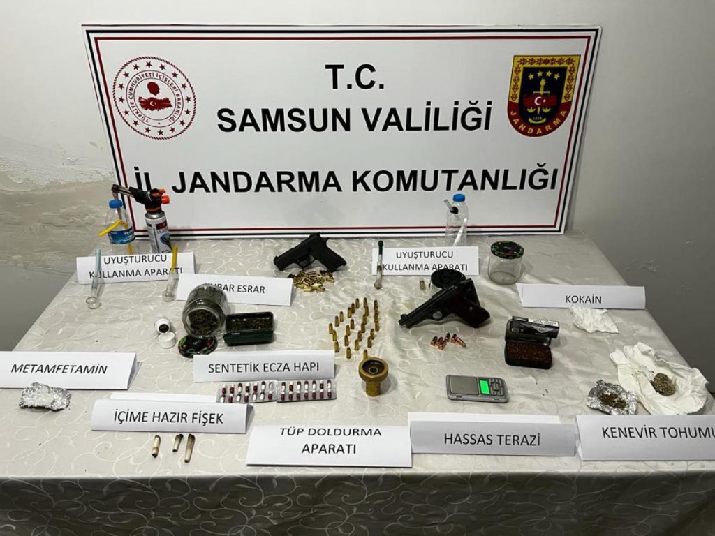 Samsun’da uyuşturucu operasyonunda 3 kuşkulu gözaltına alındı
