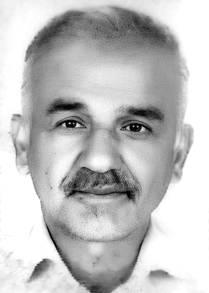 Kamyon şoförü aracının yanında meyyit bulundu
