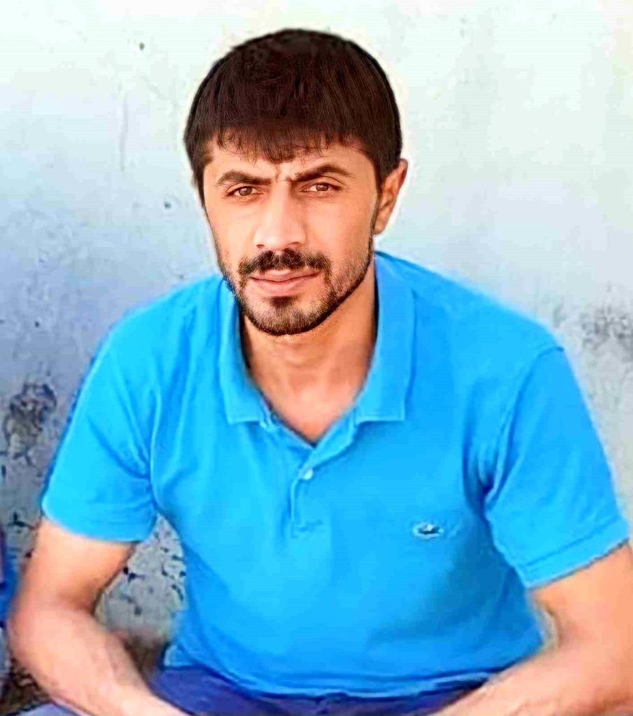 Kendini vuran şahıs hastaneye götürülürken geçirdiği kazada öldü