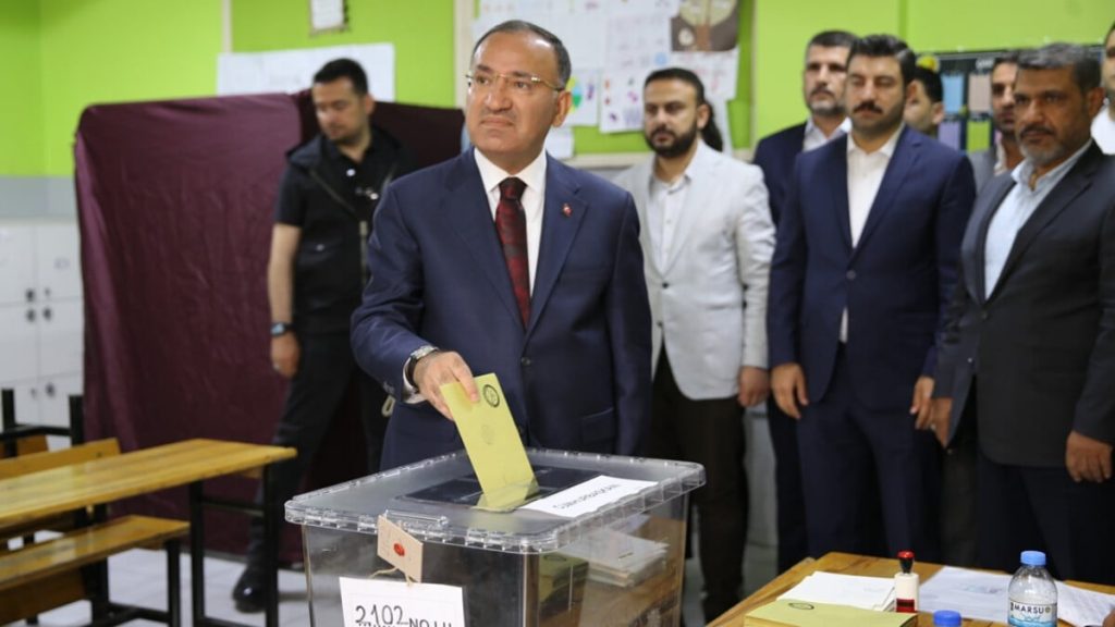 Adalet Bakanı Bozdağ: Katılımın yüksek olacağını düşünüyorum