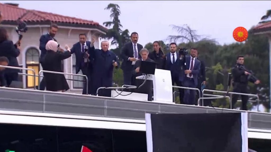 Cumhurbaşkanı Erdoğan, Kısıklı’dan haykırdı: Duyanlara duymalara…