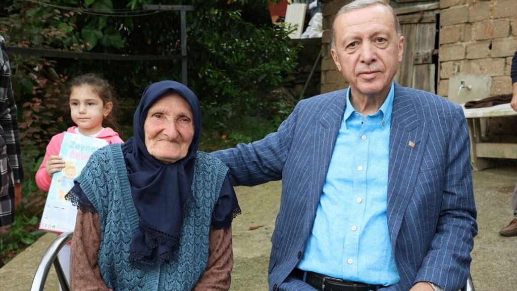 Cumhurbaşkanı Erdoğan’dan eski komşusuna ziyaret