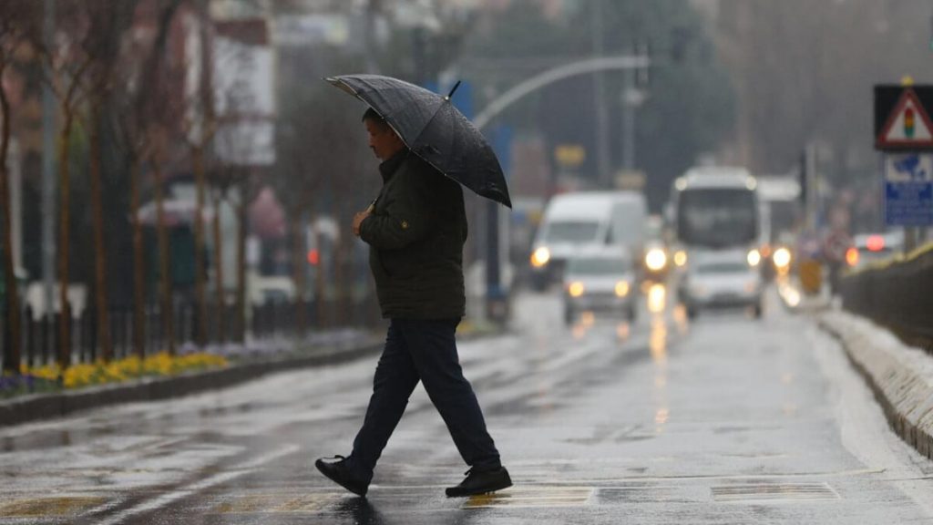 Deprem bölgesi için sağanak yağış uyarısı