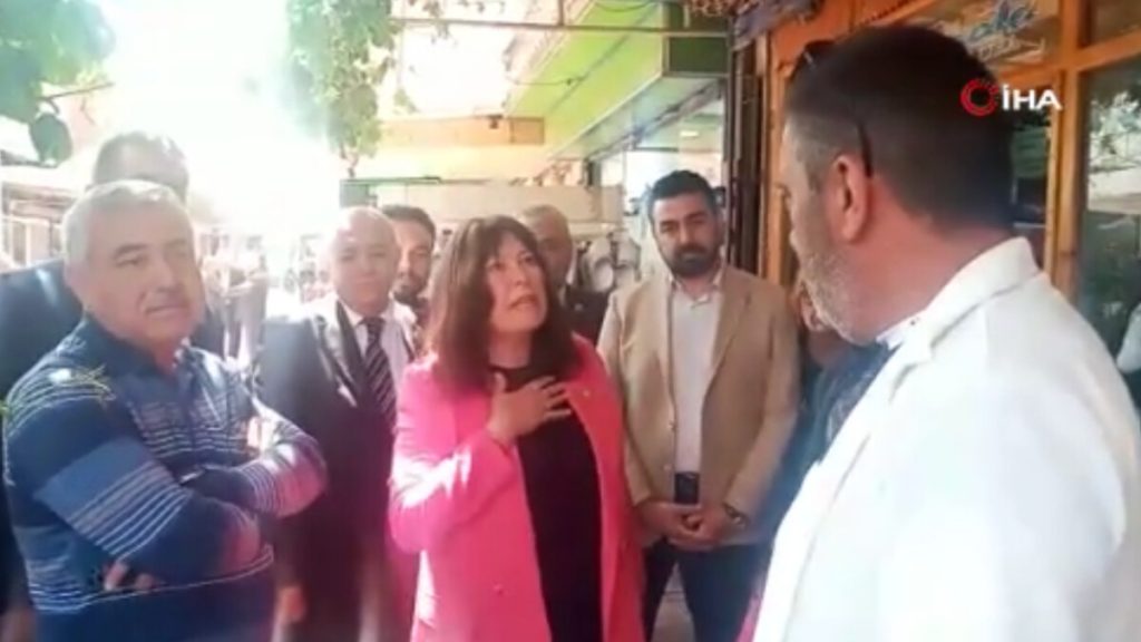 İyi Partili Şenol Sunat’a Manisa’da HDP tepkisi