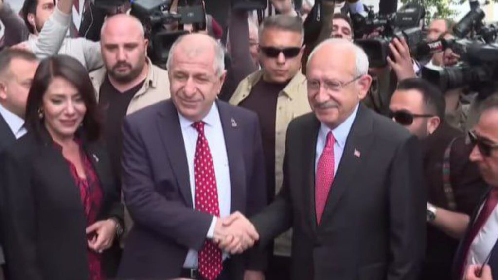 Kemal kılıçdaroğlu ile Ümit Özdağ arasındaki görüşme başladı