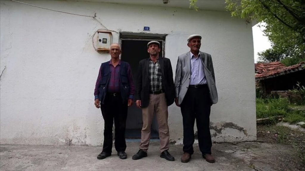 Nüfus az olan yerlerde oy verme erkenden bitti! Tokat’ın 19 seçmenli köyünde sandık kapatıldı