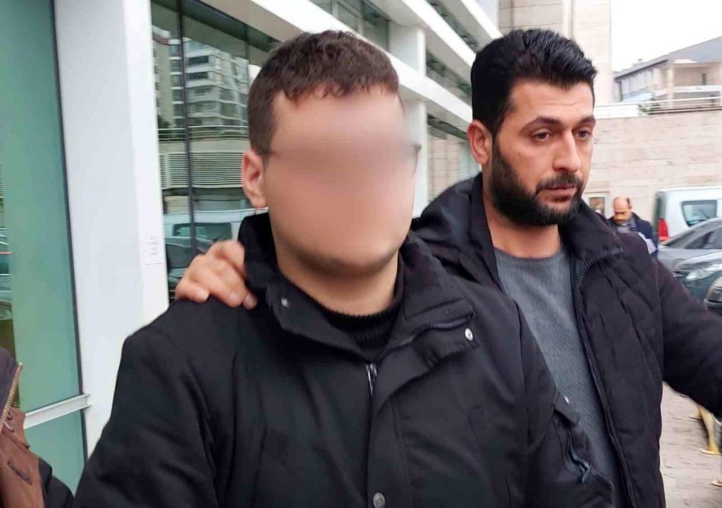 Samsun’da okulda annesini öldüren gencin yargılanması