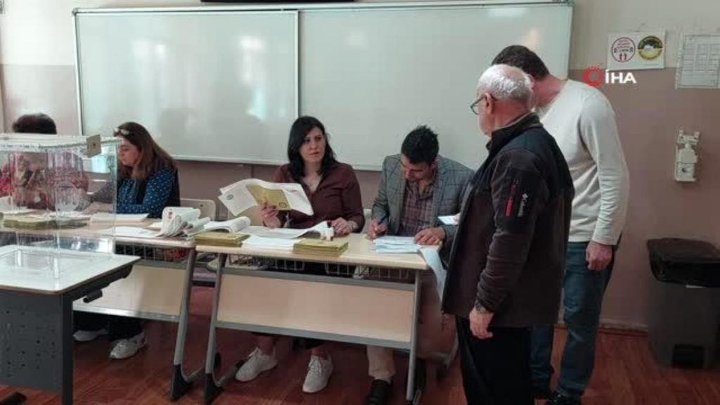 Tekirdağ’da oy verme işlemi başladı