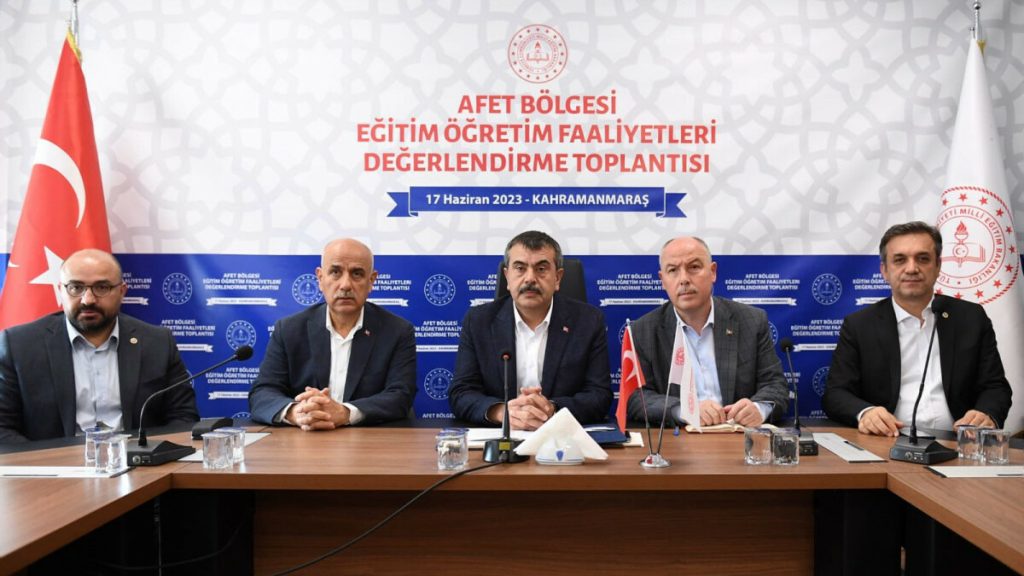 Bakan Yusuf Tekin: Depremzede öğrencilerin akademik kayıplarını telafi edeceğiz