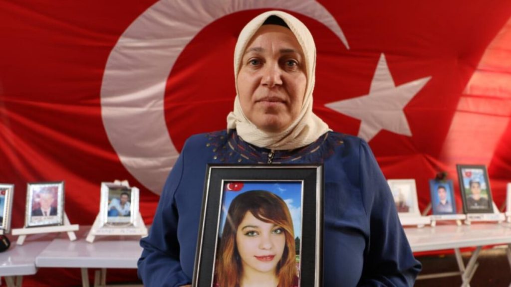 Diyarbakır annelerinin nöbeti kararlılıkla sürüyor
