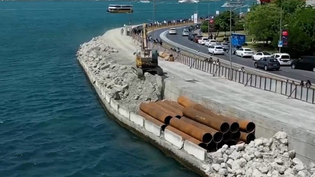 Hilmi Türkmen, İBB tarafından kapatılan Kız Kulesi sahil yolunu paylaştı