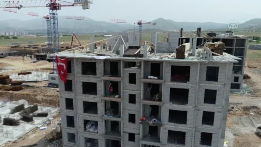 Malatya’da 8 bin 799 afet konutu yükseliyor