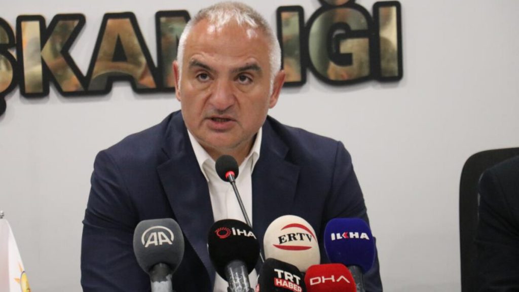 Mehmet Nuri Ersoy: Depremin izlerini tamamen sileceğiz