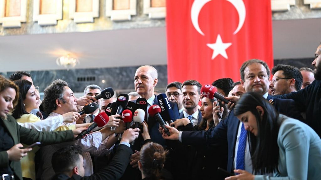 Numan Kurtulmuş: Meclis üzerine düşeni yapacaktır