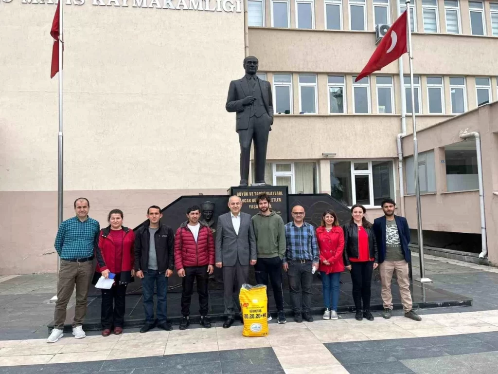 Örtü altı yetiştiriciliği yapan üreticilere gübre desteği