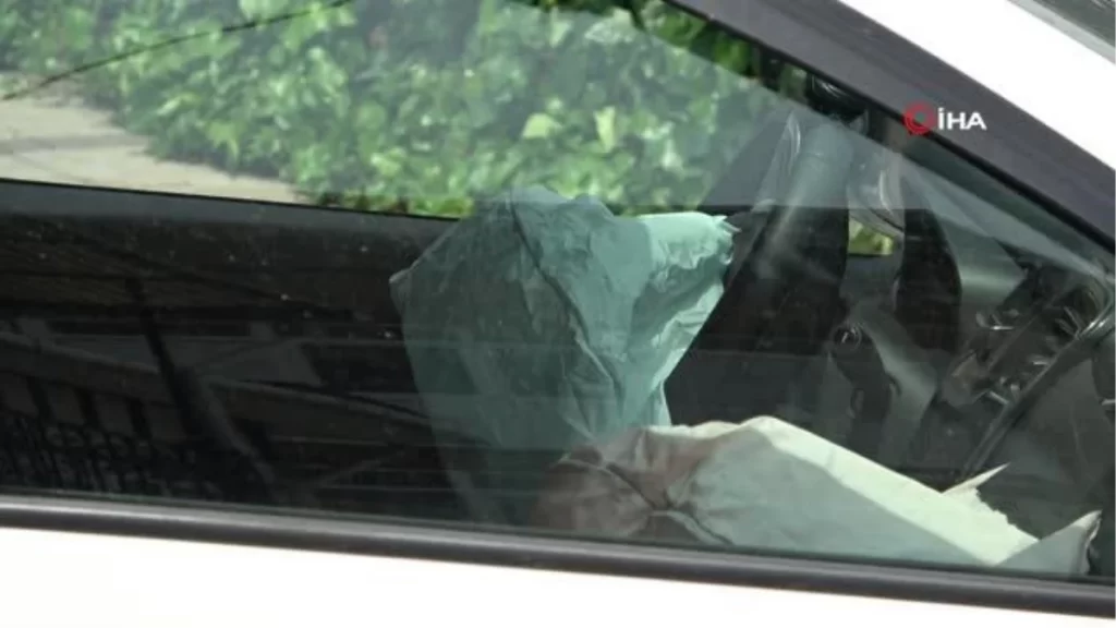 Otomobiller çarpıştı: 1 yaralı