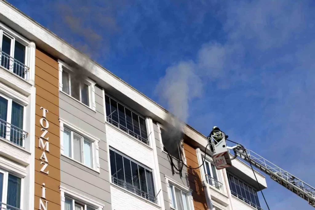 Samsun’da Apartman Yangını