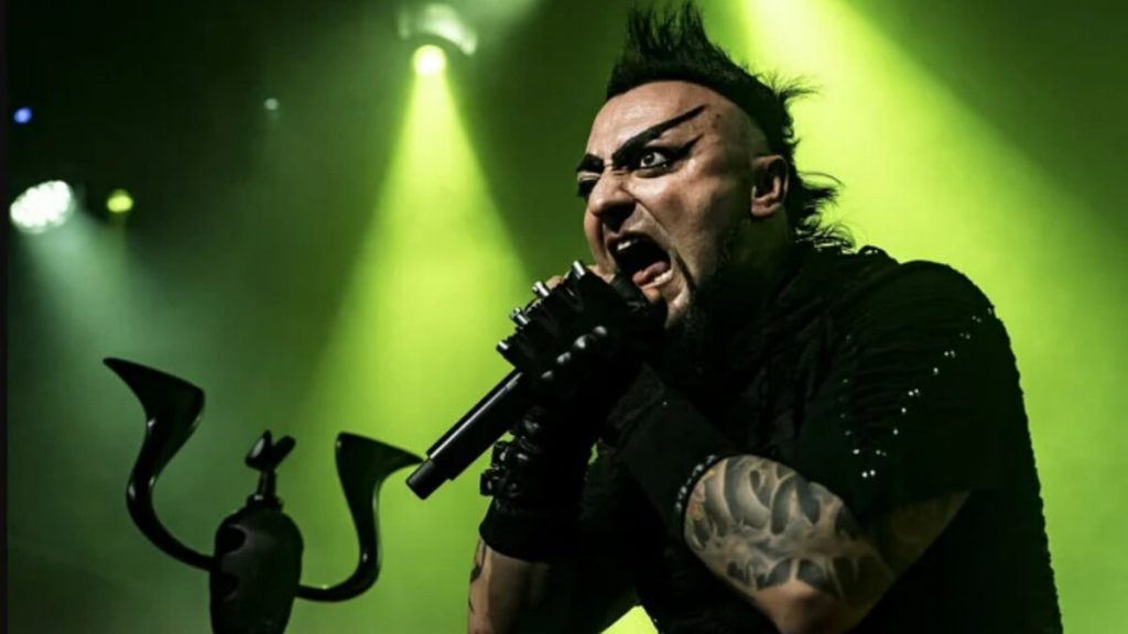 Seçimden önce konser korkusu olan muhalif Hayko Cepkin’in takvimi gündem oldu
