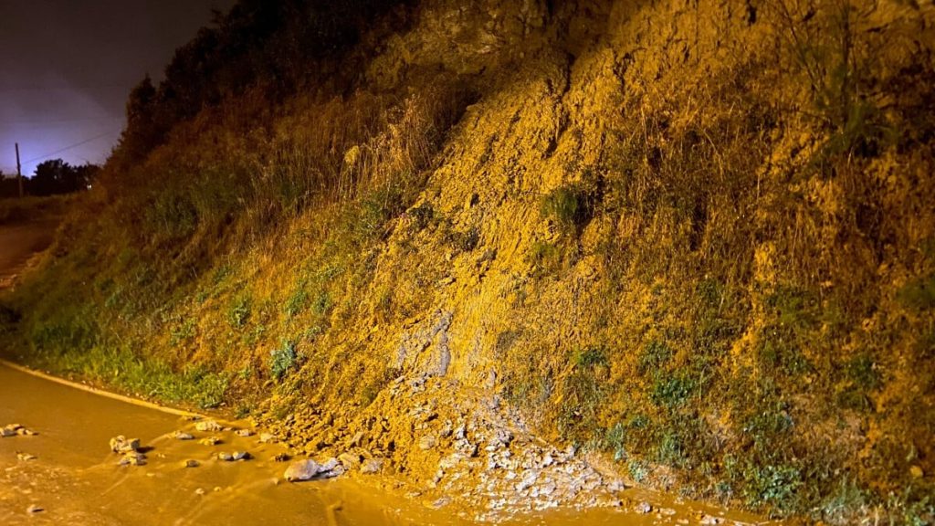 Sinop’ta sağanak yağış sonrasında heyelanlar oluştu