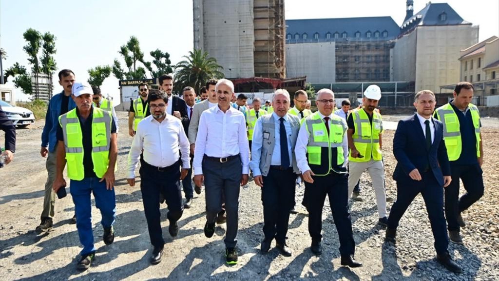 Abdulkadir Uraloğlu: Haydarpaşa Garı 2024’te hizmete alınacak
