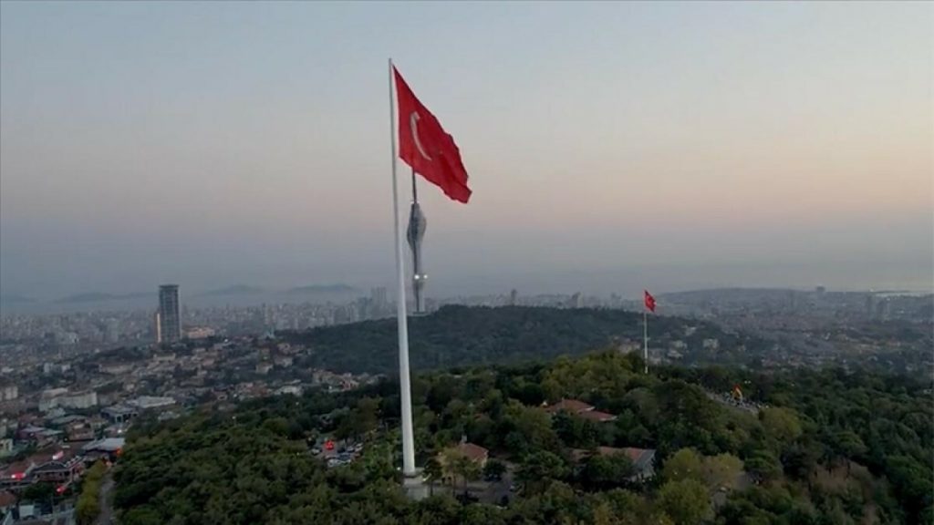 AK Parti, 15 Temmuz darbe girişimiyle ilgili video paylaştı