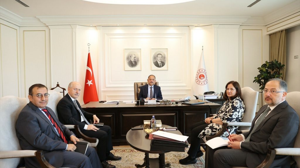Bakan Mehmet Özhaseki’den ‘kentsel dönüşüm’ mesajı