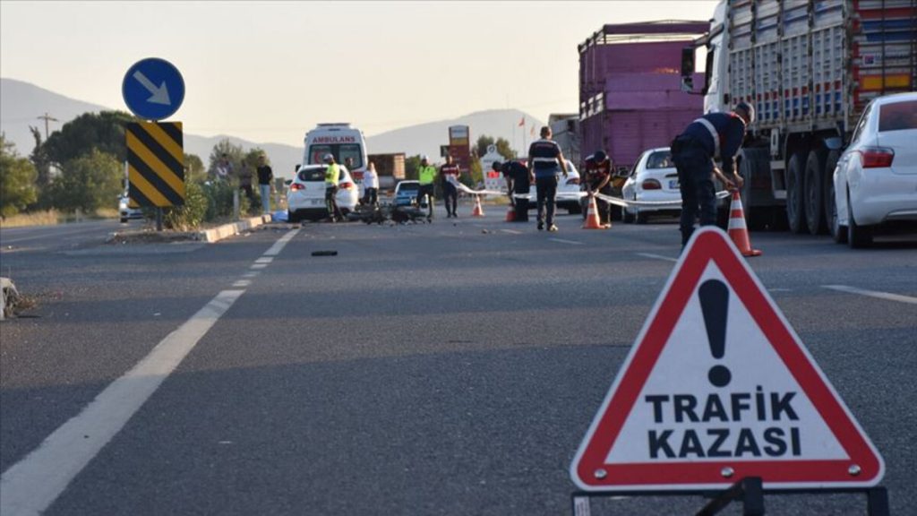 Bayramı kabusa çevirmemek için bu uyarılara dikkat: Yollarda kaza kara noktaları