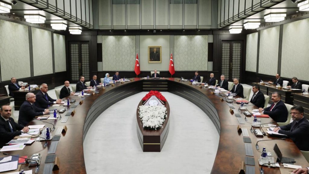 Kabine yarın Beştepe’de toplanacak