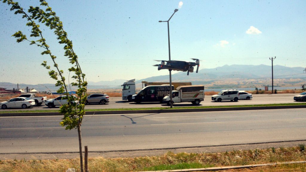 Kahramanmaraş’ta tatilciler denetlendi! Kırmızı ışıkta geçenlere ceza yağdı