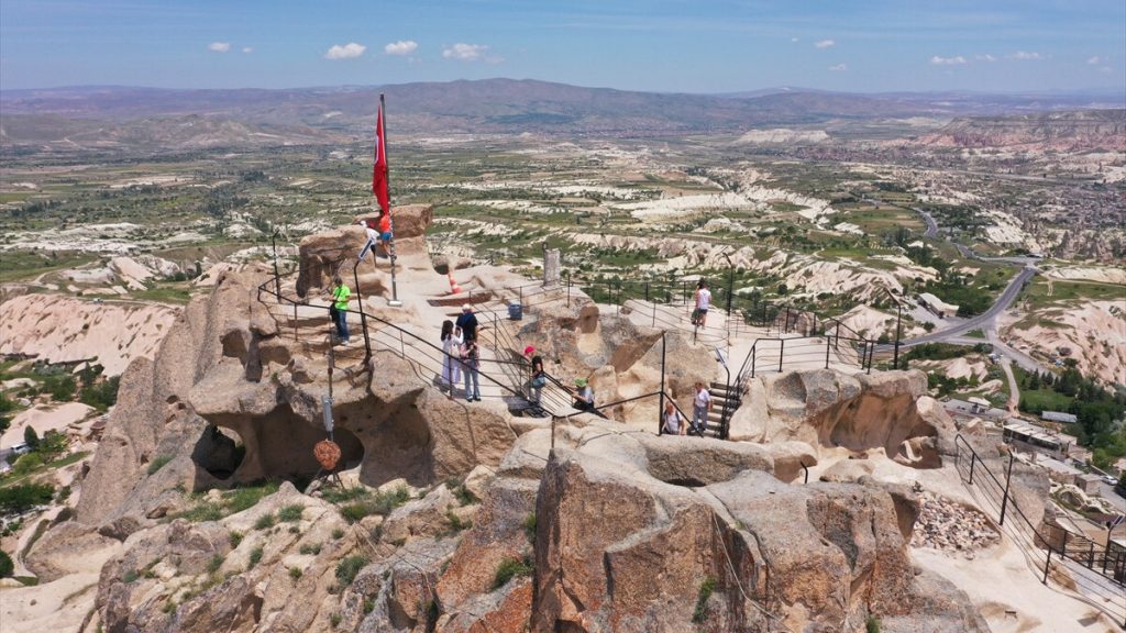 Kapadokya’ya turist akını: Bir ayda yarım milyon turist ağırlandı