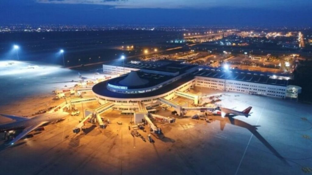 Kurban Bayramı’nda Antalya ve Trabzon havalimanlarında rekor uçuş