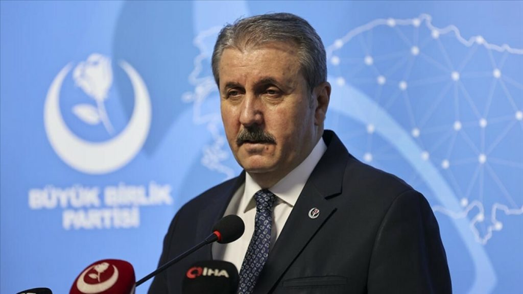 Mustafa Destici: Akaryakıtta ÖTV’nin yükseltilmesi kabul edilebilir değildir