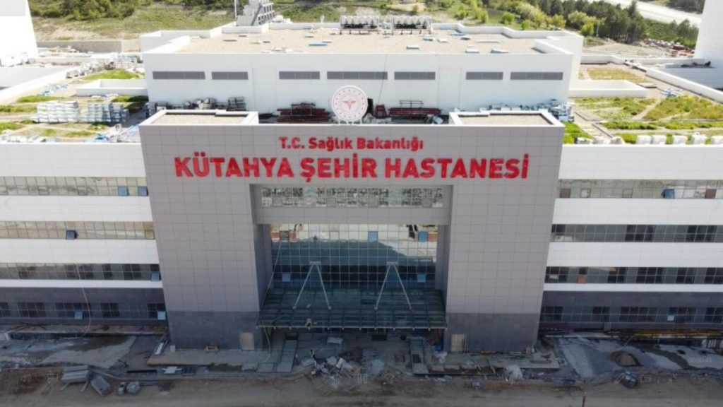 Şehir hastaneleri yükseliyor! Kütahya Şehir Hastanesi Eylül’de hizmete girecek