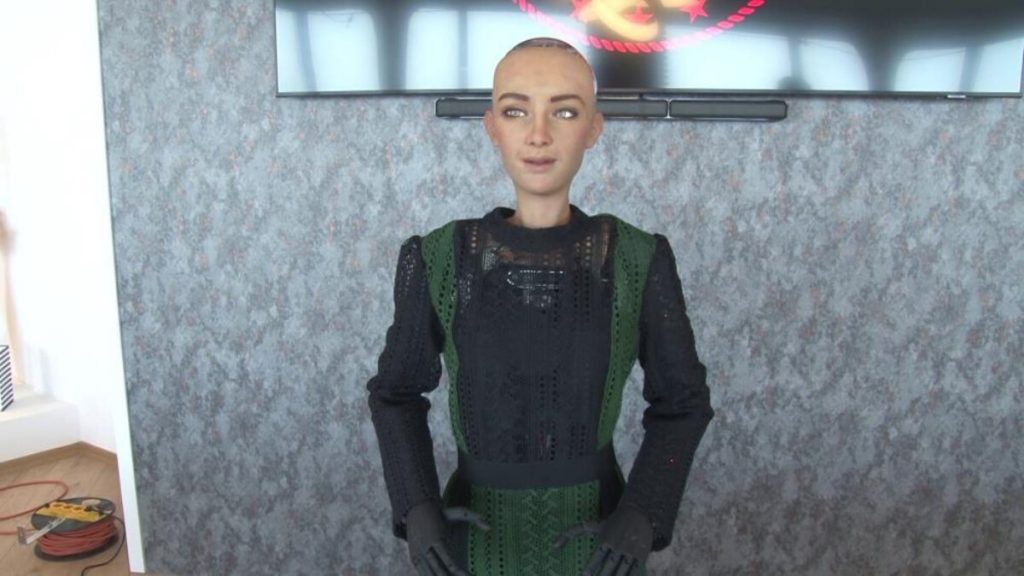 Sophia robot, dünyada ilk defa radyo yayıncılığı yapacak